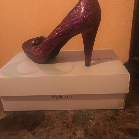 Plum Style&Co pump - Picture 2 of 2